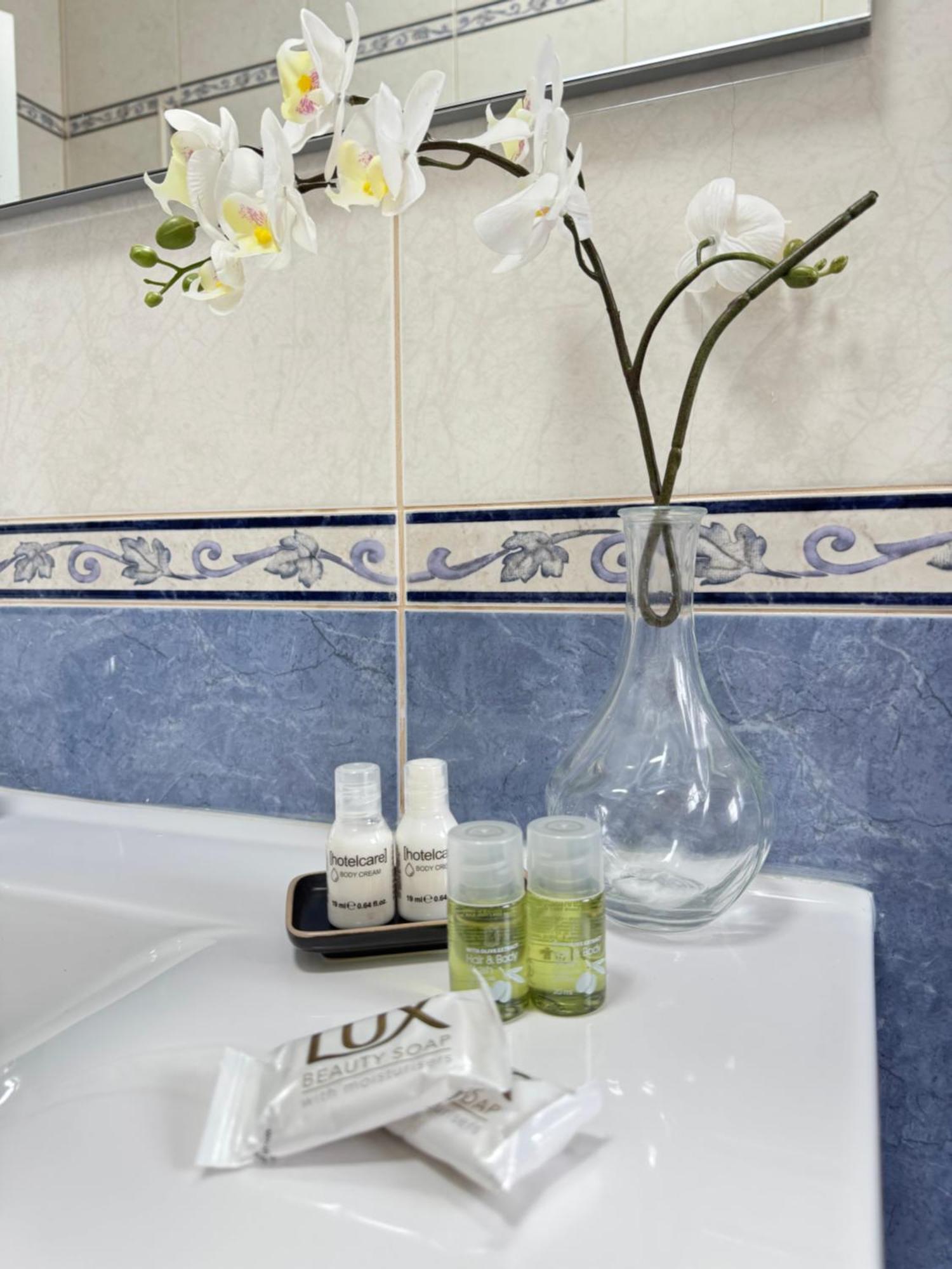 Villa Bonita Guesthouse Albufeira Old Town Esterno foto
