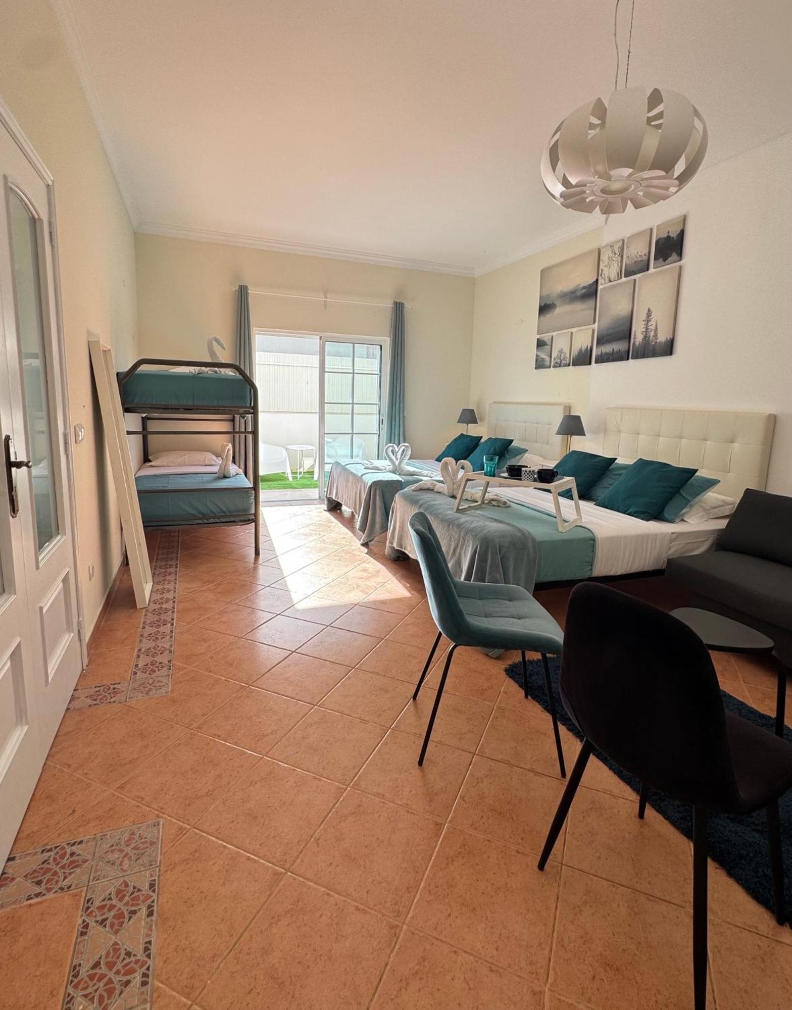 Villa Bonita Guesthouse Albufeira Old Town Esterno foto